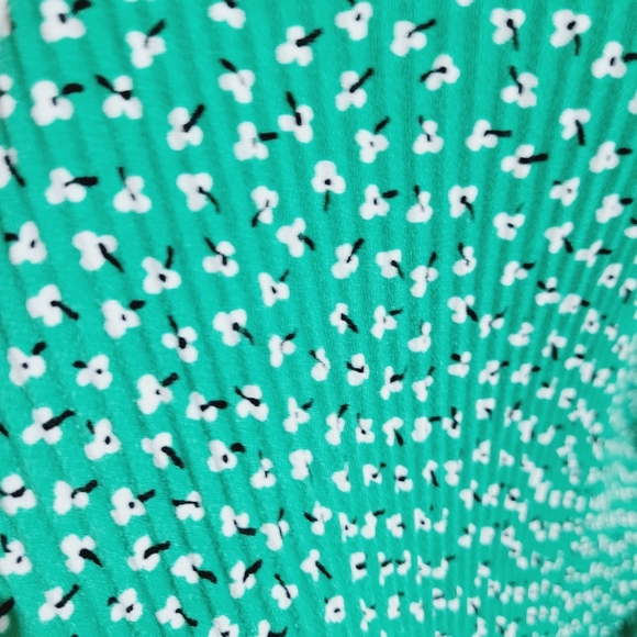 NEW Adrianna Papell Emerald Double flutter sleeve top blouse Womans Size 1X - Picture 6 of 11